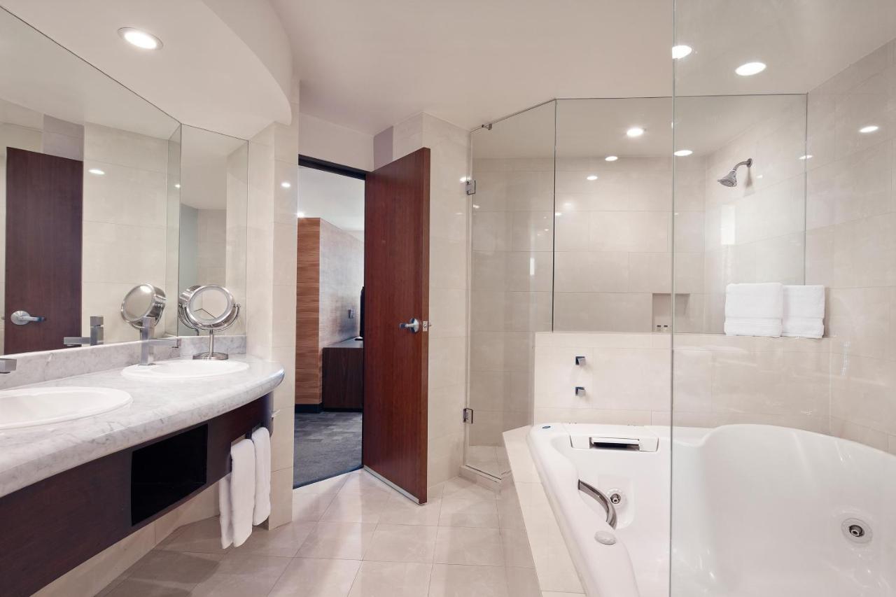 Sheraton Santa Fe Mexico City