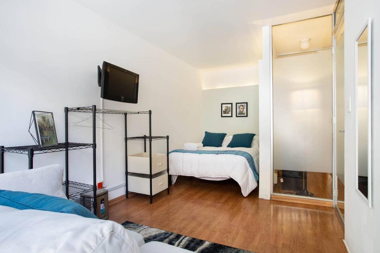 Hostal Location Ideal Viajeros Polanco México DF