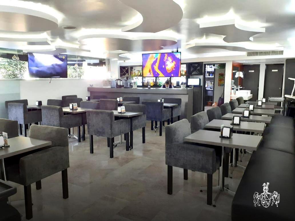 Del Valle Love hotel