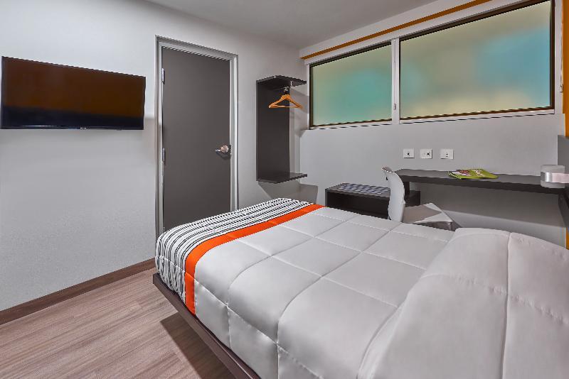 City Express Junior Cdmx Sullivan 3* México DF