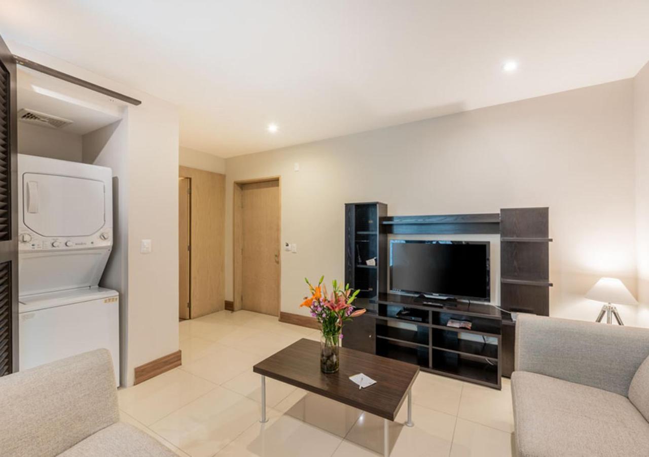 Lamartine 619 Residencial Hotel 5*