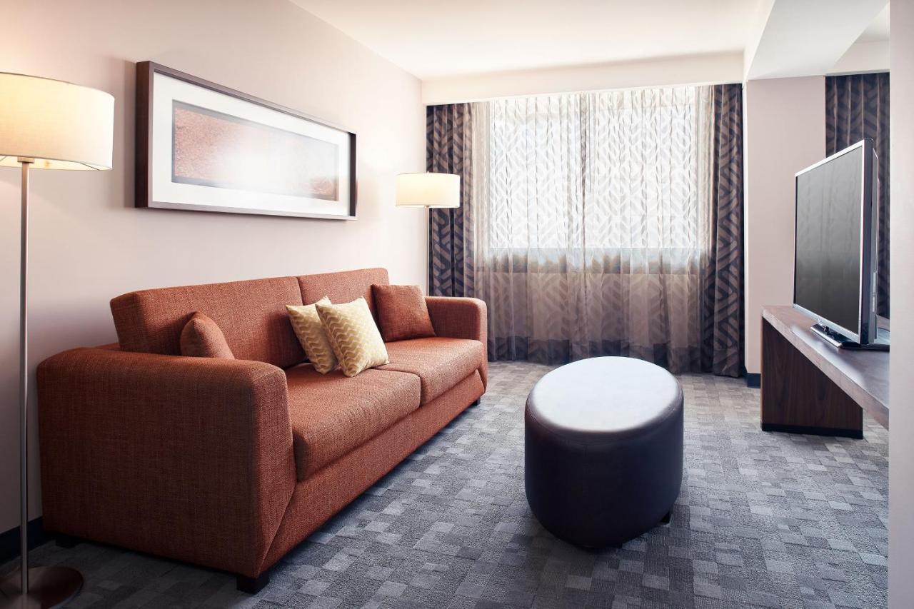 Sheraton Santa Fe 5*
