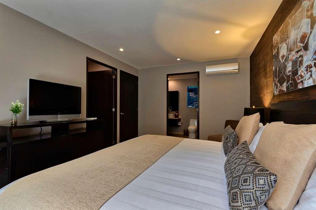 Hotel Ventura & Interlomas