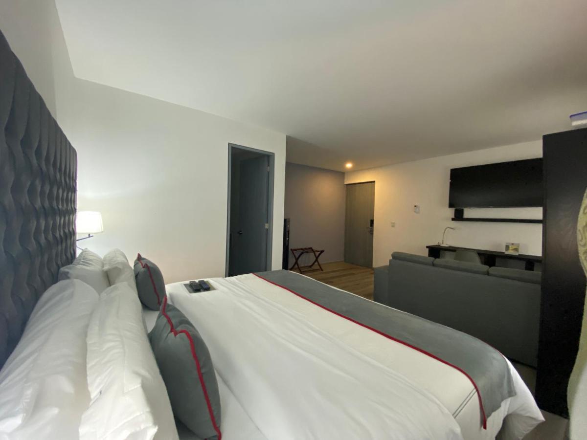 Hotel Arboleda 215 Mexico City