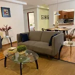 CASA DONCELES Apt 8, Espacioso, Super Ubicación!!