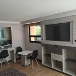 Hotel Gin