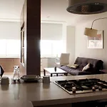 Premier Apartment Downtown 4 Guests 1202