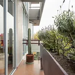 Artsy, Hi-Tech Condo In The Heart Of Roma