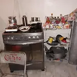 Suite privada con amenidades compartidas