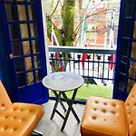 Roomies Hostel Condesa