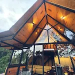 Chalet Goliat By Woodland Cabins