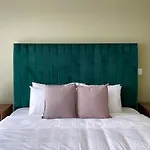 New Apartments In Building With Pool, Rooftop And Gym In Condesa