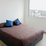 Romulo Ofarril 2Parking-3Br-2Ba