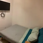 Las Rosas Hostal