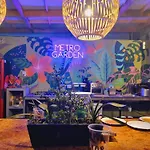 Metro Hostal Boutique