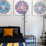 Fresh Condesa Space Chic Stay Dormitory Room