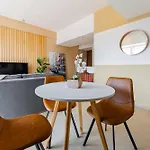 Anahuac Apartments By Vh