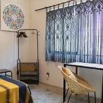 Fresh Condesa Space Chic Stay Dormitory Room