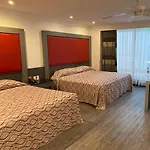 Hotel Atenas Plaza