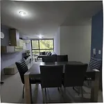 Lindo Departamento Con Estacionamiento Gratis