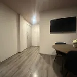 Stay Connected In Roma - 3Br- Fast Wifi- Laundry