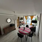 Moderno Y Acogedor Departamento