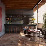 Hotel Dama