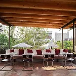 Hotel Dama