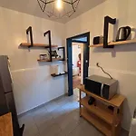 2 Bedroom Hipster Apartment In Esquina Del Chilaquil