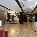 Hotel Abastos Plaza
