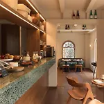 Hotel Parian