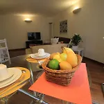 Alameda Downtown Apartment 8 I