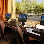 The Green Park Hotel Boutique