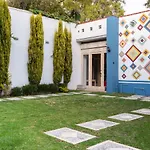 Coyota House un Hotelito Boutique en el centro de Coyoacán precio promoción