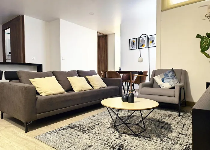 Flats Friends Condesa-Pelotari