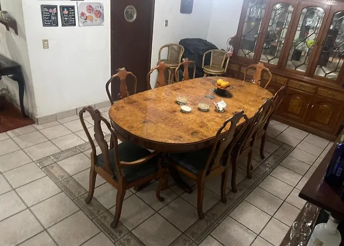 Las Rosas Hostal