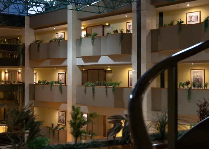 Hotel Abastos Plaza