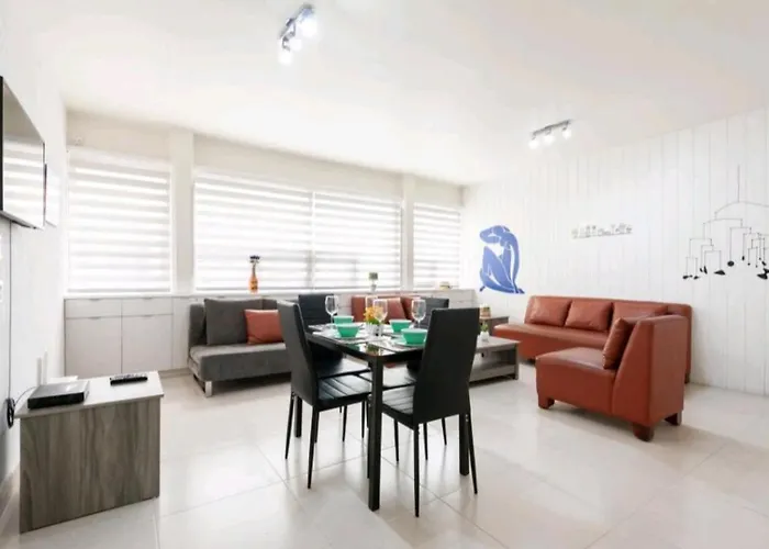 Pennsylvania Wtc High End 1Parking/2Br/2Ba