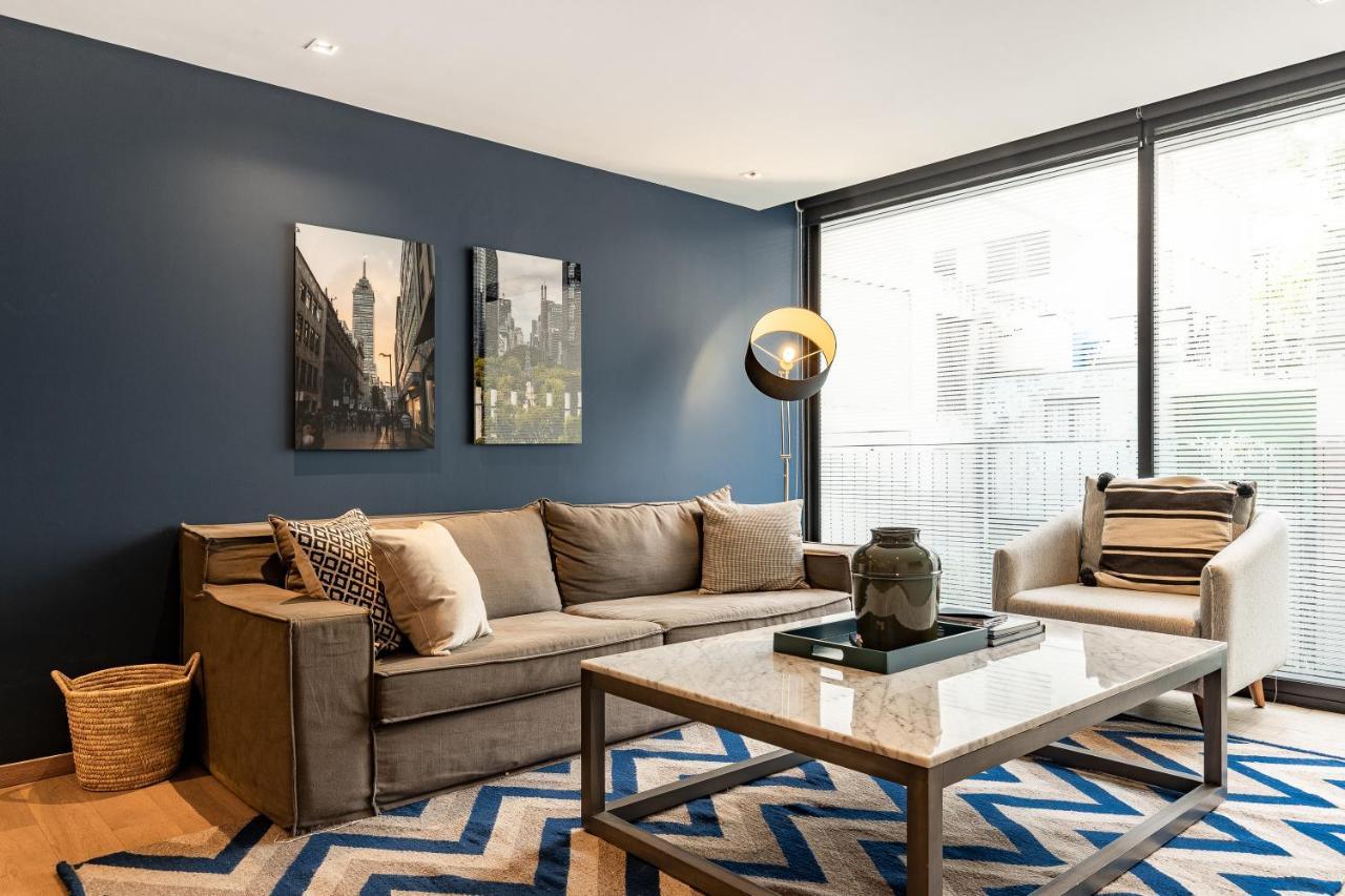 Executive Luxurious 2 Bedroom Condominium
