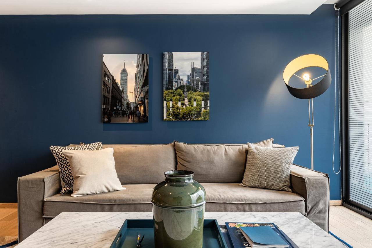 Executive Luxurious 2 Bedroom Condominium * Mexico City