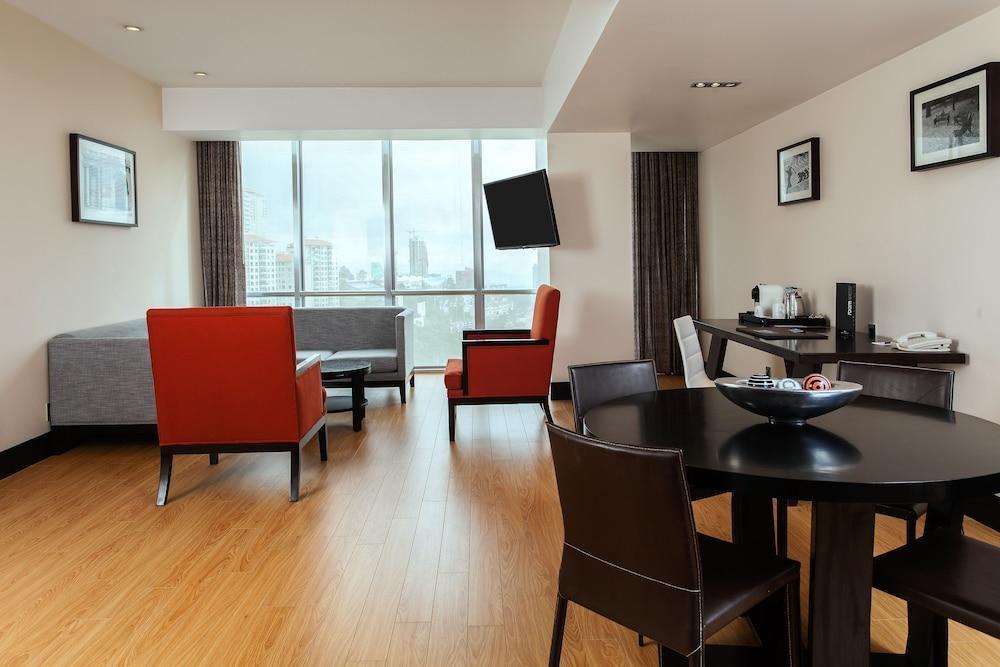 Hotel Nh Collection Santa Fe Mexico City