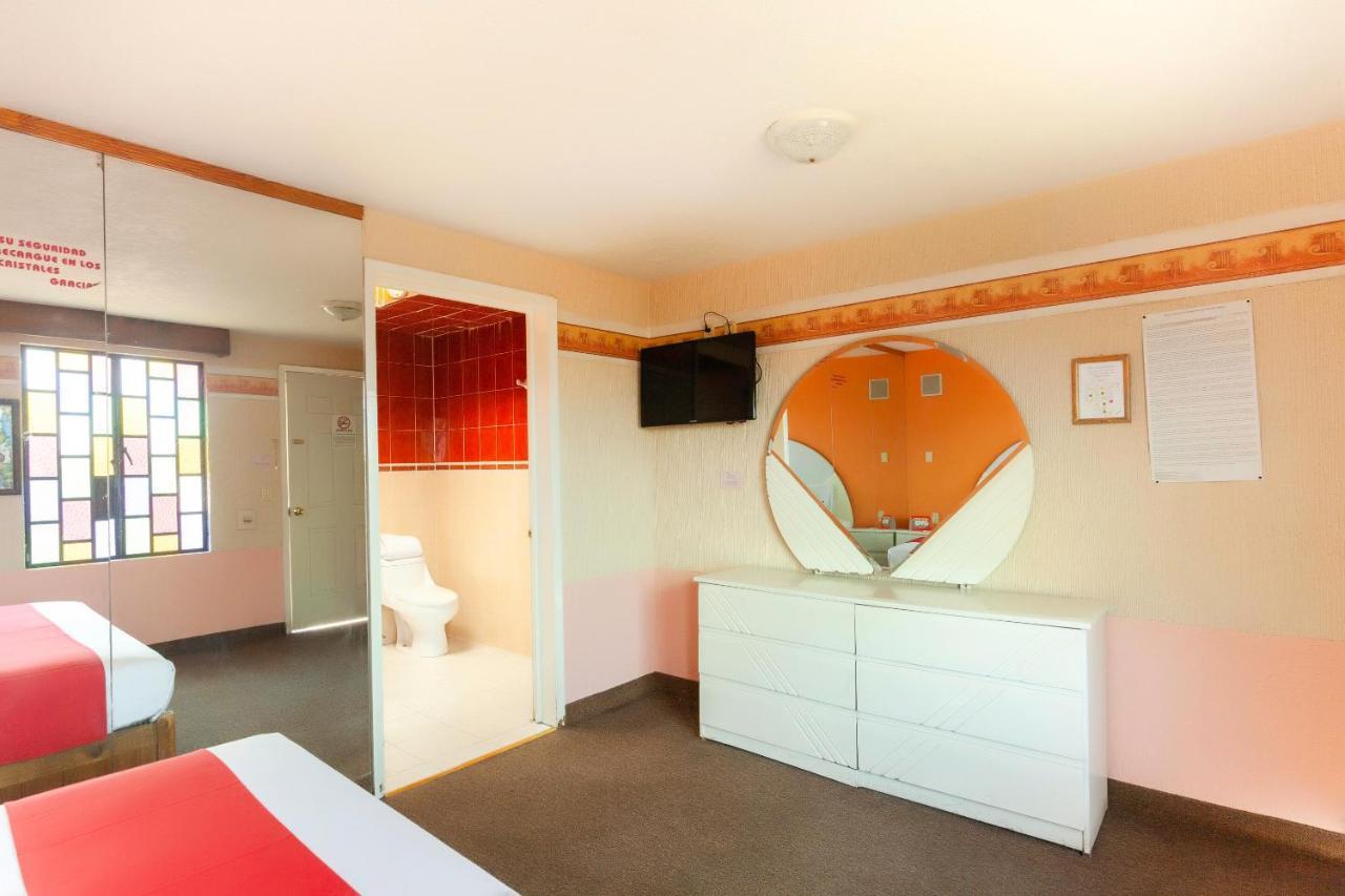 Hotel Oyo Quinta Bugambilias