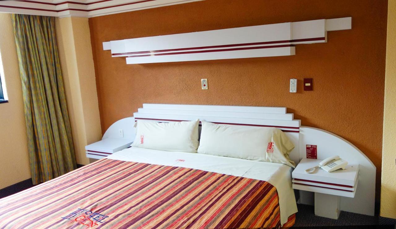 Hotel Gin *