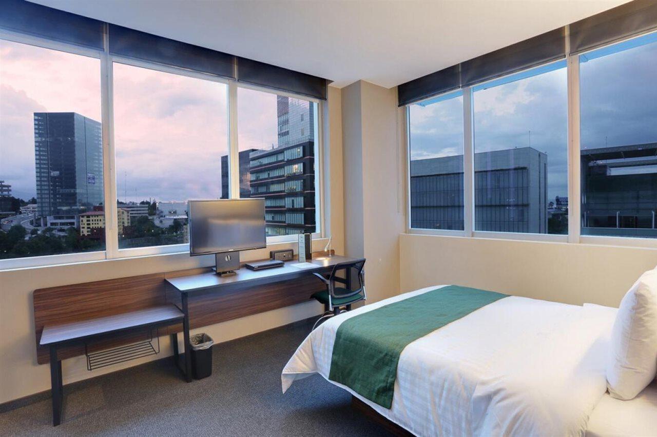 Aparthotel Express By Marriott Ciudad De Santa Fe Mexico City