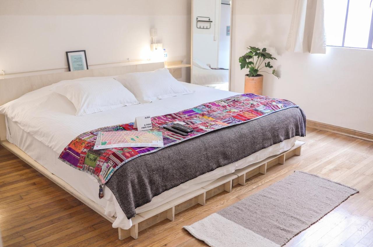 Hotel Izta 54