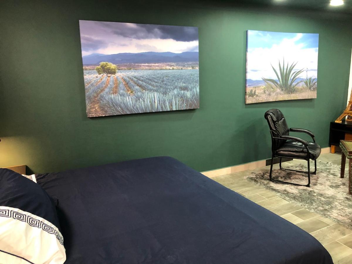 Hotel Casa Flores 4*