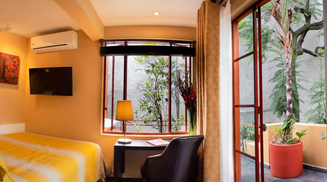 Acomodação com café da manhã  The Red Tree House *