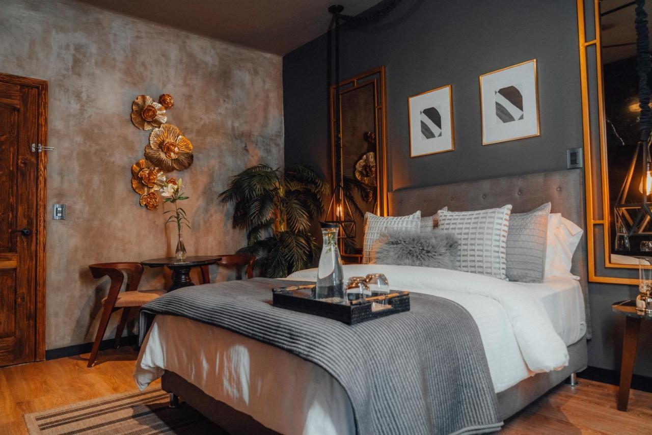 Hotel Casa Emilia Boutique 4*