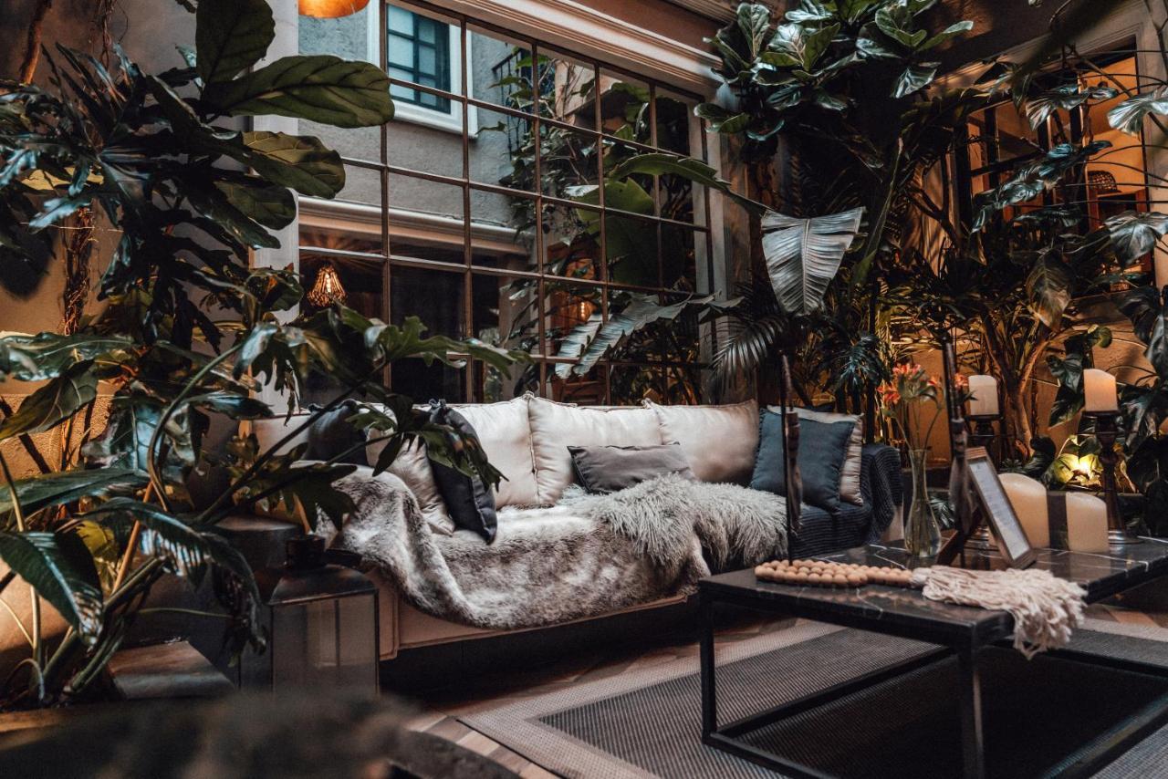 Casa Emilia Boutique Hotel