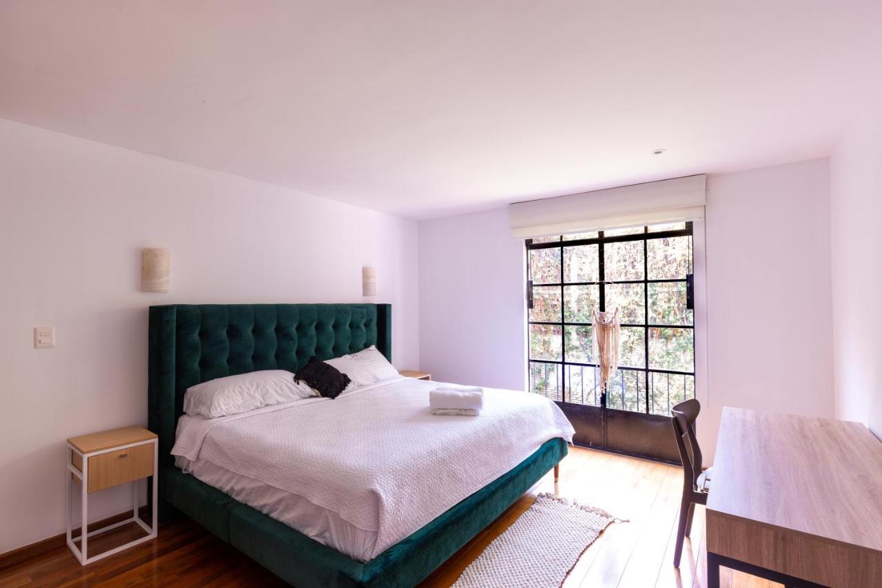 Casa Blanca In Coyoacan Bed and breakfast *